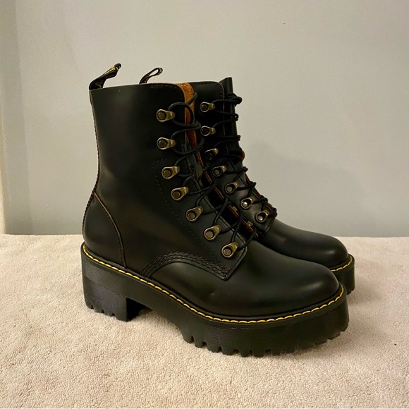 Dr. Martens Leona Heeled Boots Black Leather Smooth Combat Lace Up Shoes US 9 - Picture 12 of 12